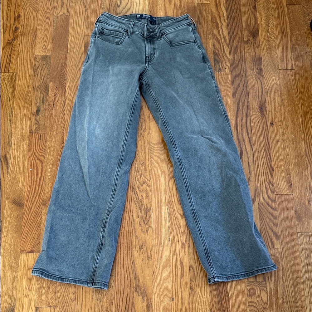 Hollister LowriseGrey/Black Relaxed Jeans Classic Style